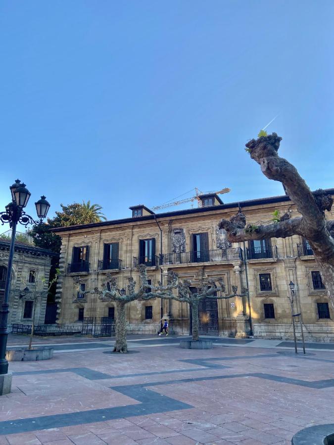 Atico Al Lado Del Ayuntamiento Apartment Oviedo Exterior foto